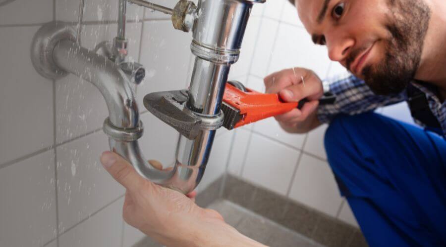 Local tankless water heater installation in Marengo, IA